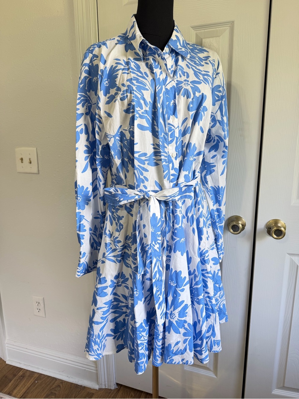 New Day Blue White Floral Shirt Dress Belted 100% Cotton Long Sleeve L Classic